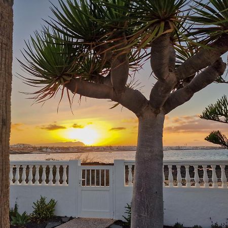 Villa La Maja Beachfront Коралео Екстериор снимка